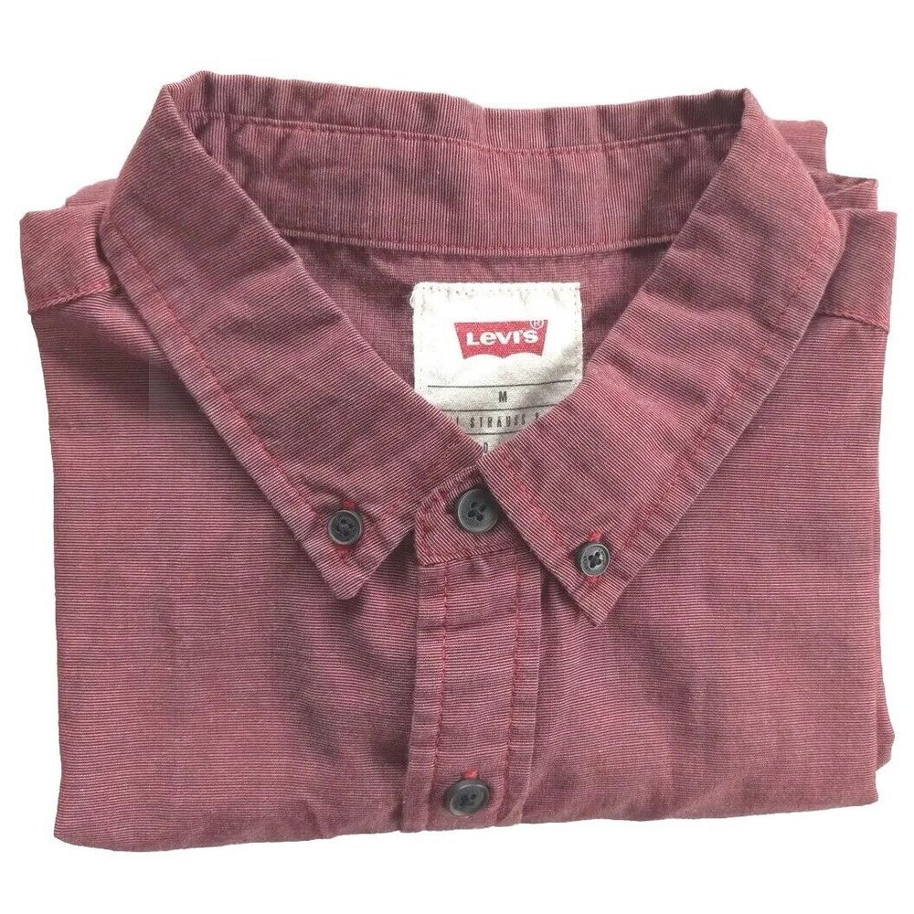 Levi's Men's‎ Short Sleeve Button Up Shirt Medium Color Atrocite Red Polyester - Picture 3 of 11